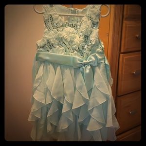Little girls dress